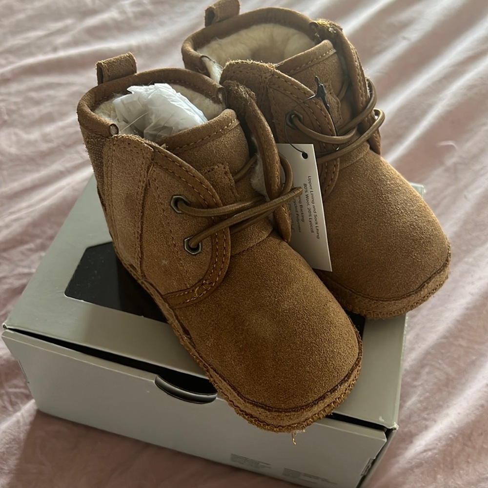 BABY UGG’s